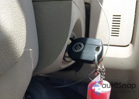 2008 Mercury Mariner из США, поврежденный, VIN 4M2CU81138KJ27066